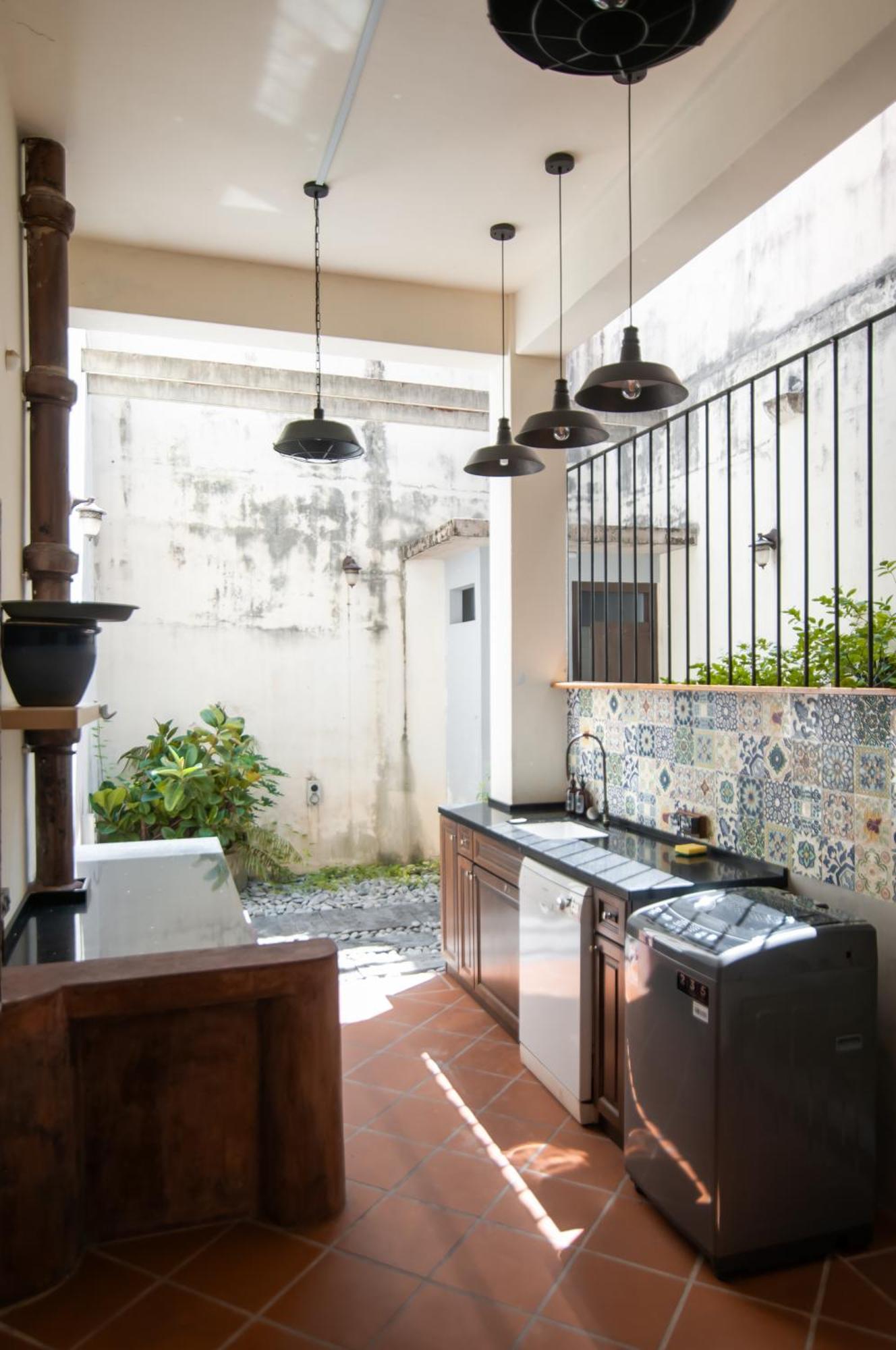 Aayu Stewart - Stewart Ln, George Town *
